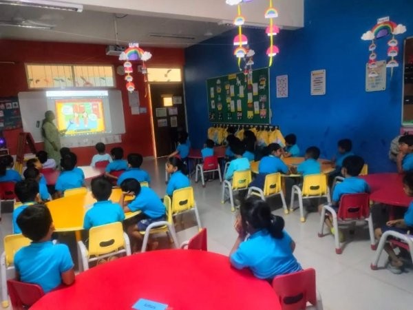Hand family puppet - 2026 at Podar school Arsikere - image 1