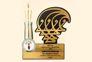 Podar Education Network receives the "Best School Trustee" award by MESTA