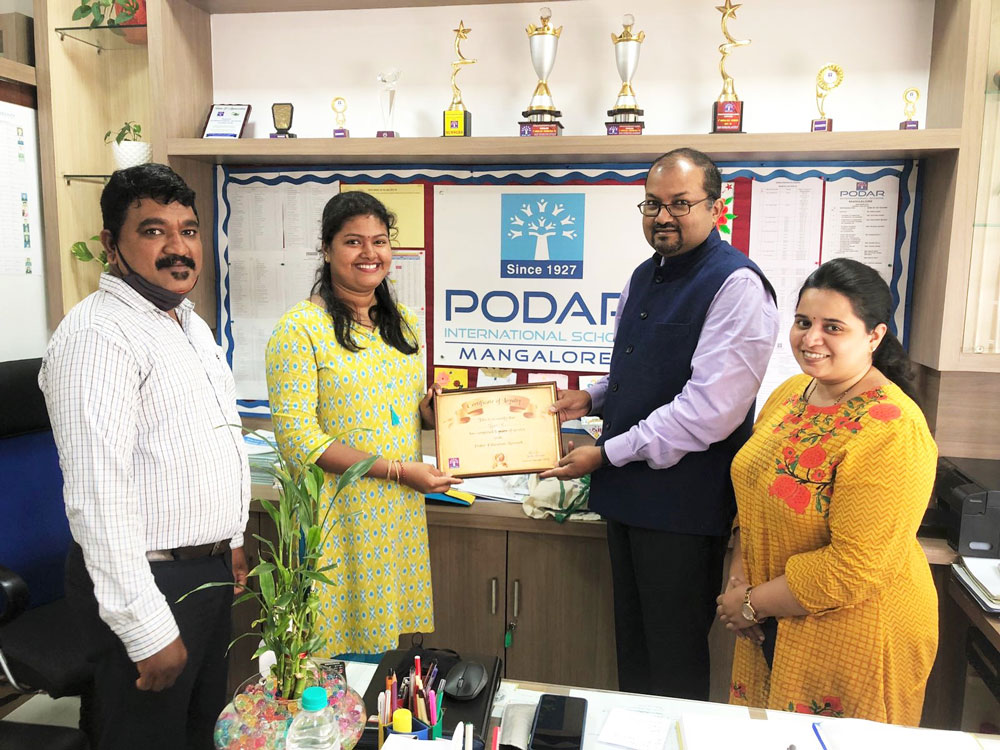 loyalty-certificate-to-mrs-jyothi-shetty-2021-podar-news