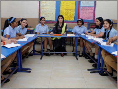 What communication skills are nurtured in CBSE schools in Ratlam?